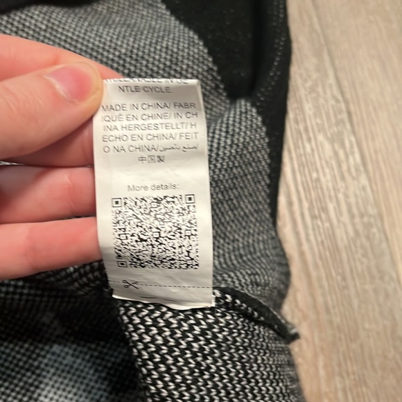 SHEIN Curve Star Sweater - Picture 4 of 5